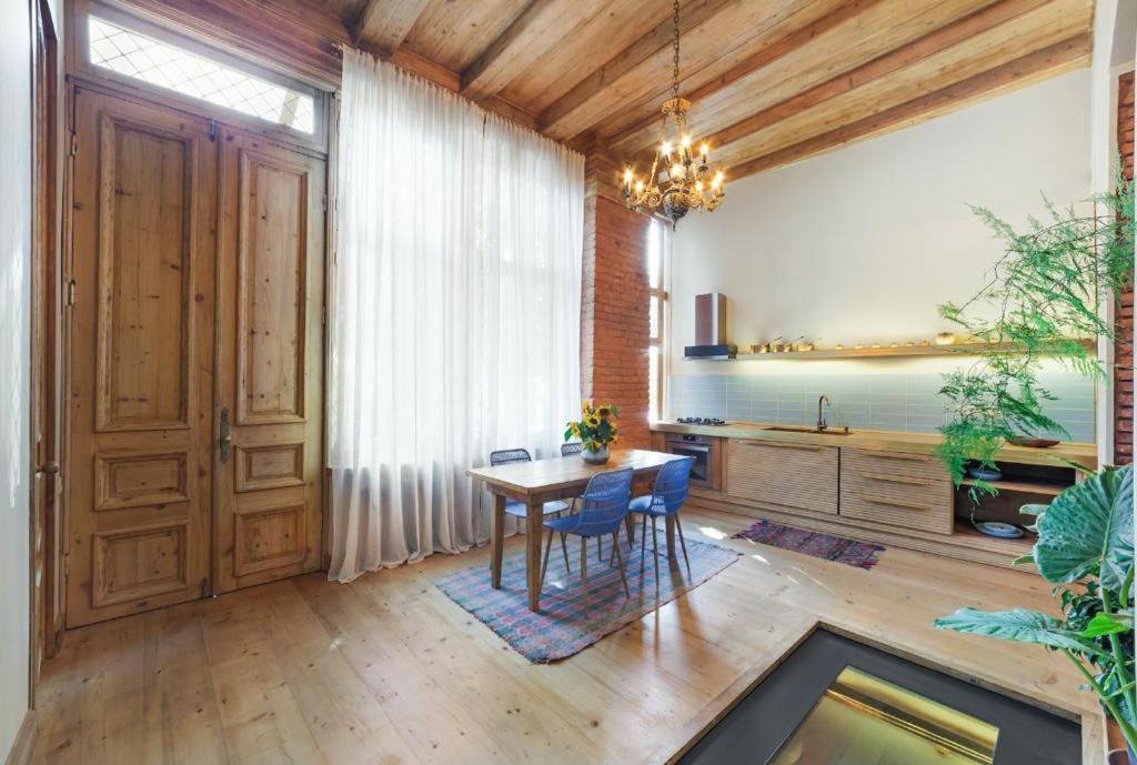Ferienwohnung Luxury House Tbilisi Exterior foto