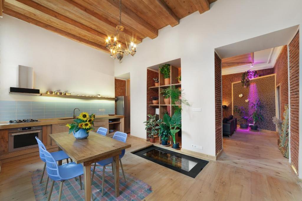 Ferienwohnung Luxury House Tbilisi Exterior foto